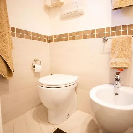 Lägenhet Splendido Con Giardino Vista Mare