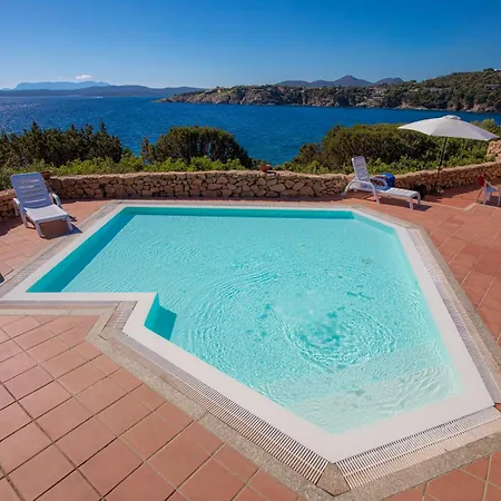 Splendido Con Giardino Vista Mare Lägenhet Porto Rotondo