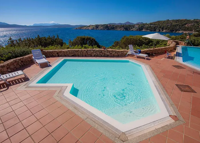 Splendido Con Giardino Vista Mare Apartman Porto Rotondo
