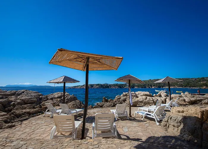 Splendido Con Giardino Vista Mare Apartman Porto Rotondo
